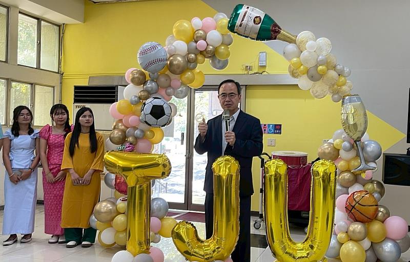 大仁科大周德光校長活動致詞歡迎國際學生。
