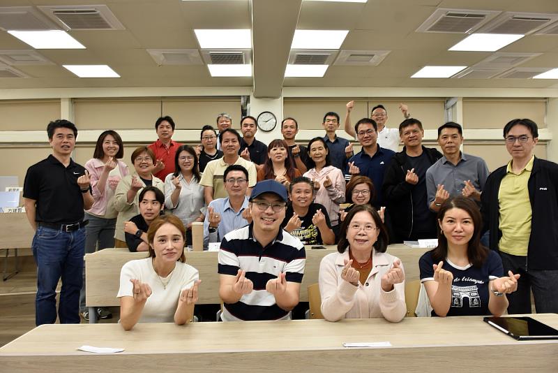 南大EMBA邀加拿大學者分享平台經濟 深化數位時代管理思維