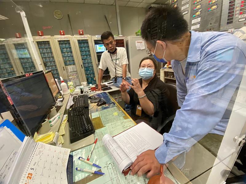 環保局至現場與事業訪談。