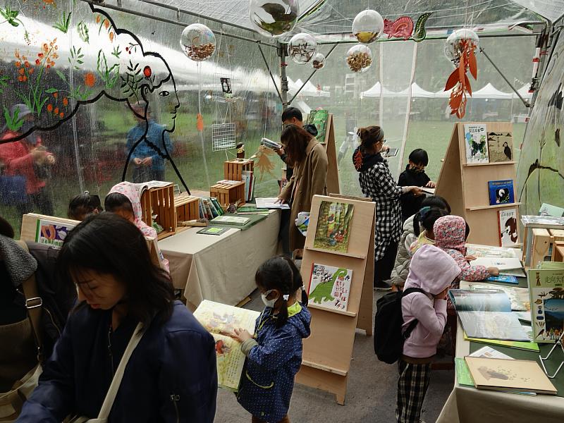 「與林為鄰，山海共讀－2026年保安林書市集」5月30至31日在太平洋公園南濱段盛大舉行。（資料照片）