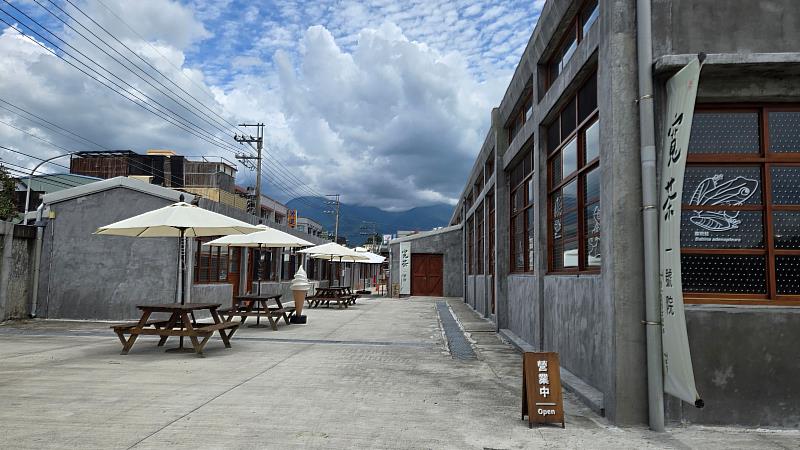 寬茶一號院配合園區工程，自即日起至115年8月底暫移至修理工廠後方營業。