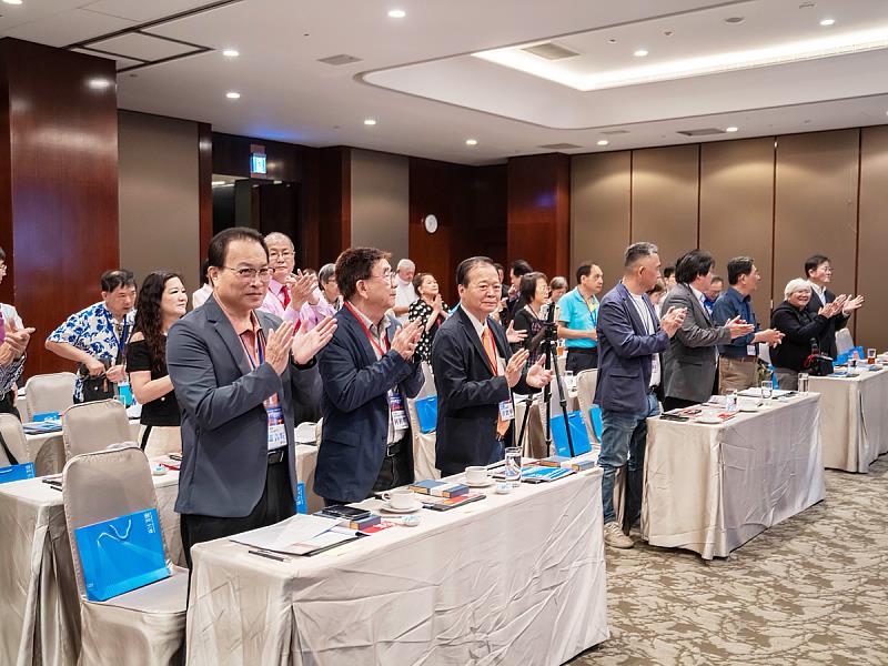 與會校友分別來自台灣各地及新加坡、馬來西亞、大陸等地，跨區域凝聚華岡校友情誼與發展共識。