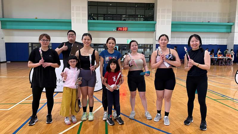 中壢運動中心母親節活動熱鬧落幕 親子同樂與媽媽競賽掀起運動熱潮