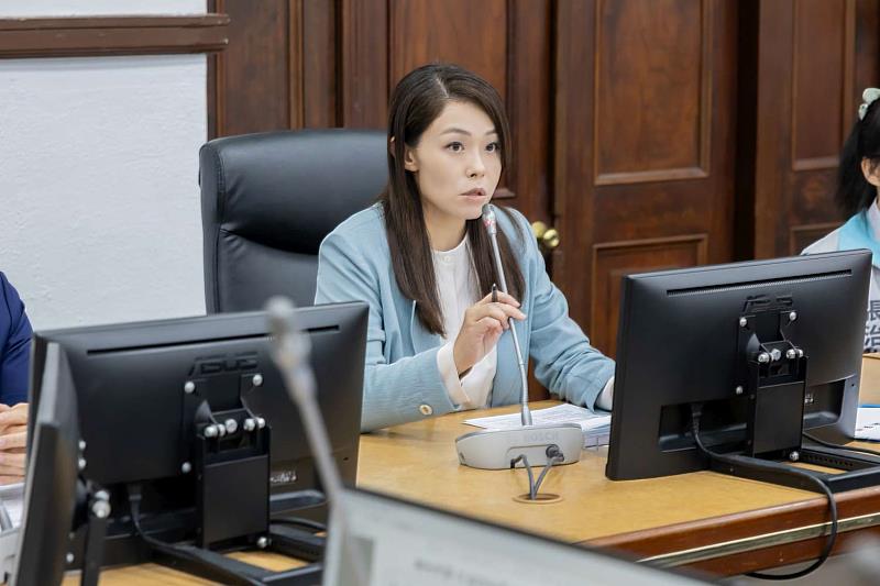 市長高虹安致詞肯定警員們的辛勞。