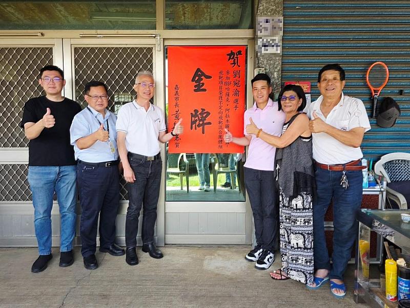 嘉義之光再耀國際 劉宛渝勇奪世界盃金牌並刷新世界紀錄
