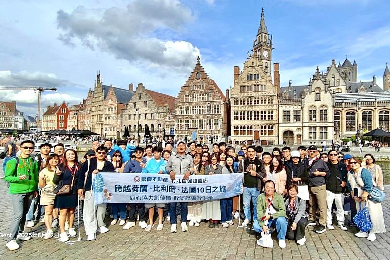 曾慶富團隊經營土地產品為主，專業難度更高，因此他建立完整的教育訓練制度，讓新人有路可循