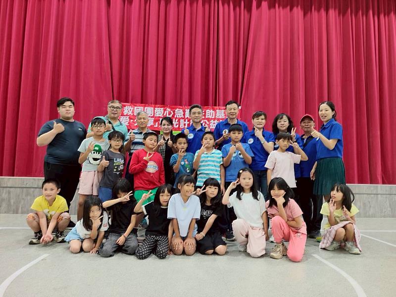 「愛．分享」聚光計畫 救國團陪伴偏鄉學童縫製希望