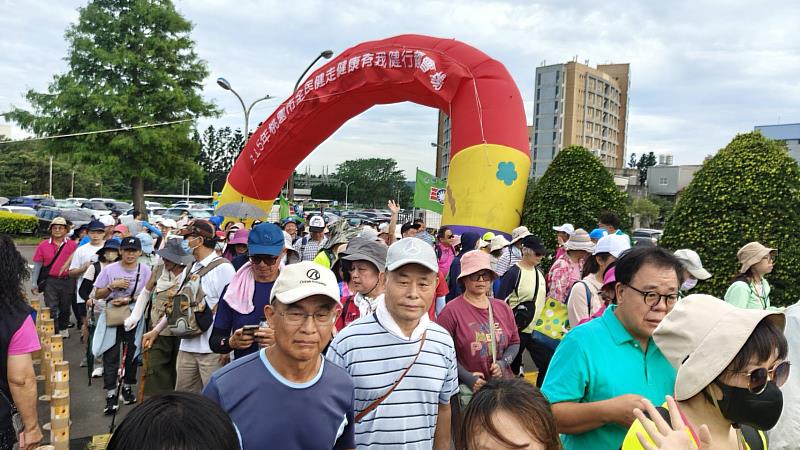 千人漫步秀才步道!楊梅「全民健走健行趣」熱鬧登場