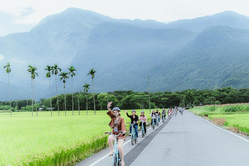 Hualien County Gov. Fostered an Int'l-Friendly Environment