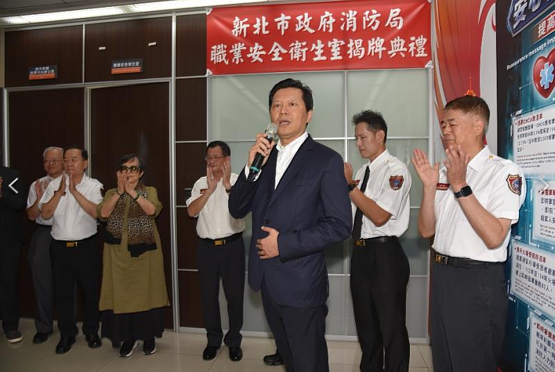 朱副市長致詞及慰勉同仁。