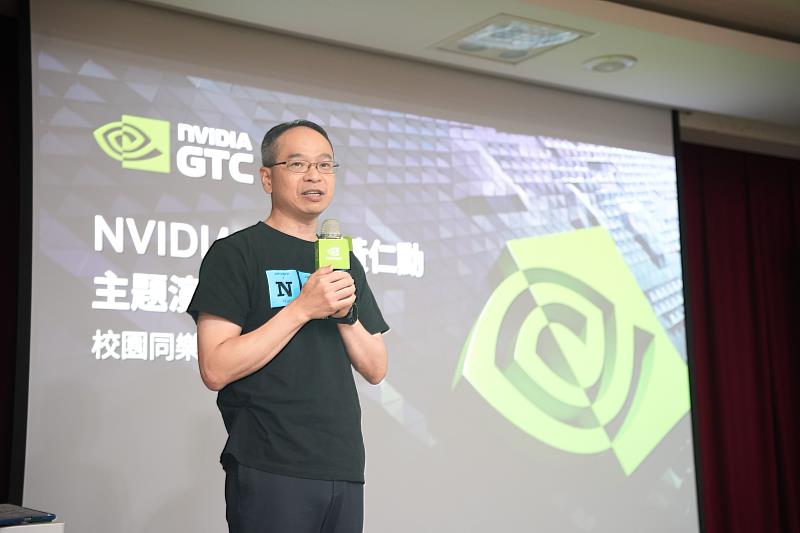 中央大學副校長阮啓弘表示，中大承辦全大運，是唯一舉辦「電競」比賽的學校，不僅將AI運用於學術研究，也積極拓展至運動競賽與創新應用領域。