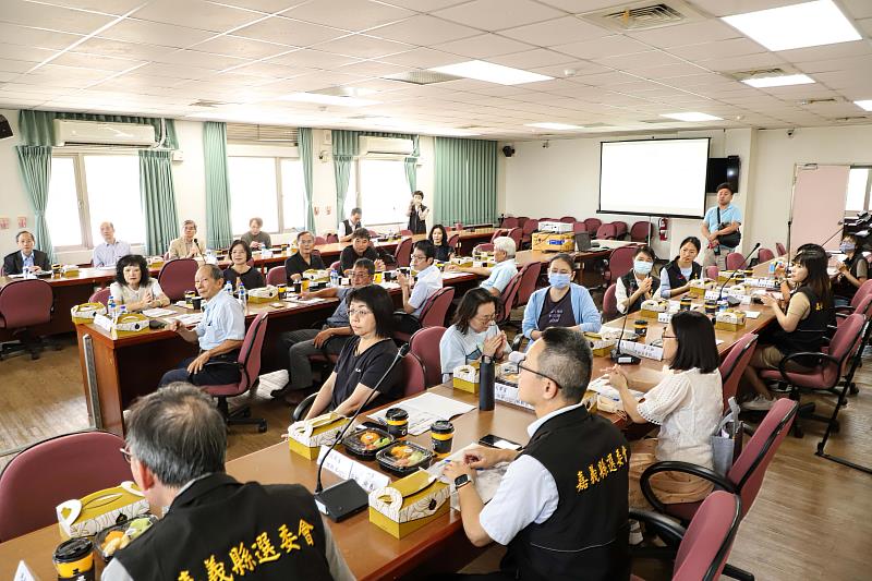 中選會主委游盈隆視察嘉義縣2026年地方公職人員選舉準備情形