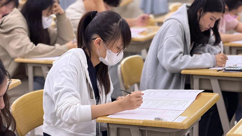 「第21屆國際貿易大會考」今年高達2,868名學生報考。