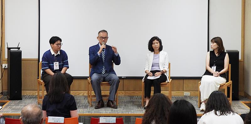 曾獲原住民公費留學資格學人返校分享經驗，鼓勵學子勇於跨出舒適圈，在多元文化環境中拓展國際視野。