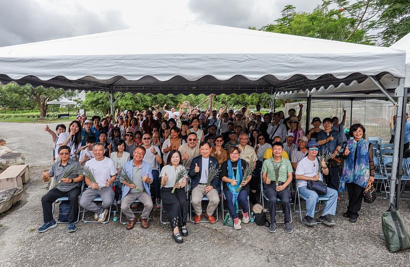 饒慶鈴推動臺東客家文化園區活化 結合觀光轉型六級香草產業新基地