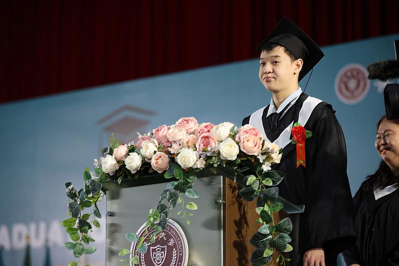 應用日語學系畢業生程建凱同學