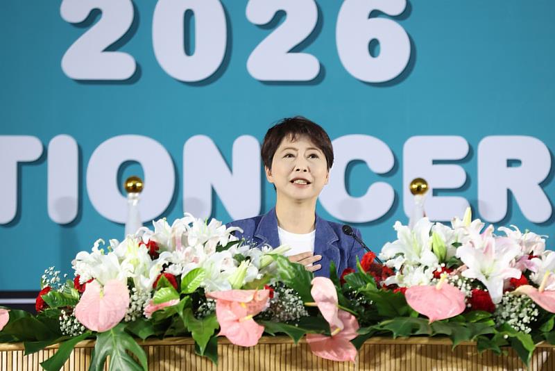 長榮大學2026畢業典禮盛大舉行　校友Nathan與畢業生程建凱以生命故事感動全...