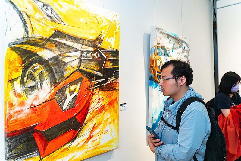 《夏日。力量》 展現夏祖亮汽車藝術魅力。