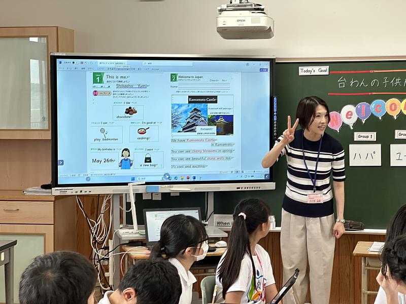 蘭潭國小師生參訪日本熊本縣玉名町小學校,台日教育交流再深化。