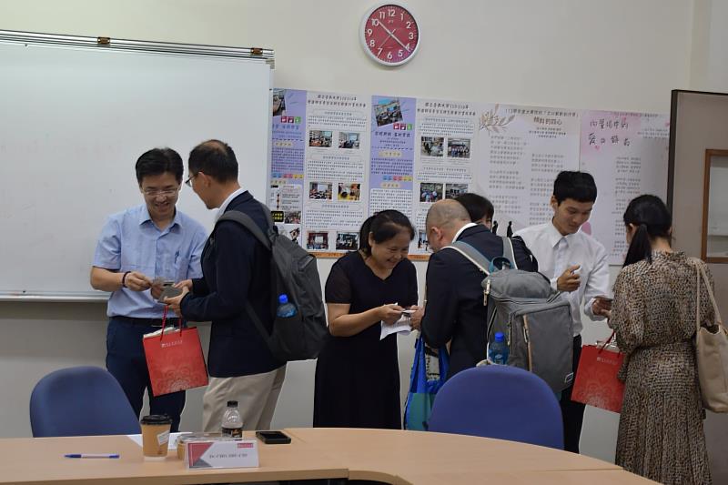 南大生科系與日本石川縣立大學師長熱絡交流,分享研究經驗與教學特色,展現國際學術合作能量。