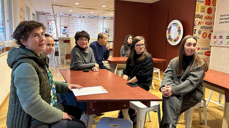 IIID Award 評審團匯集來自不同國家與專業背景的學者、設計實務工作者及研究人員，共同針對資訊設計領域具代表性的創新成果進行評估。