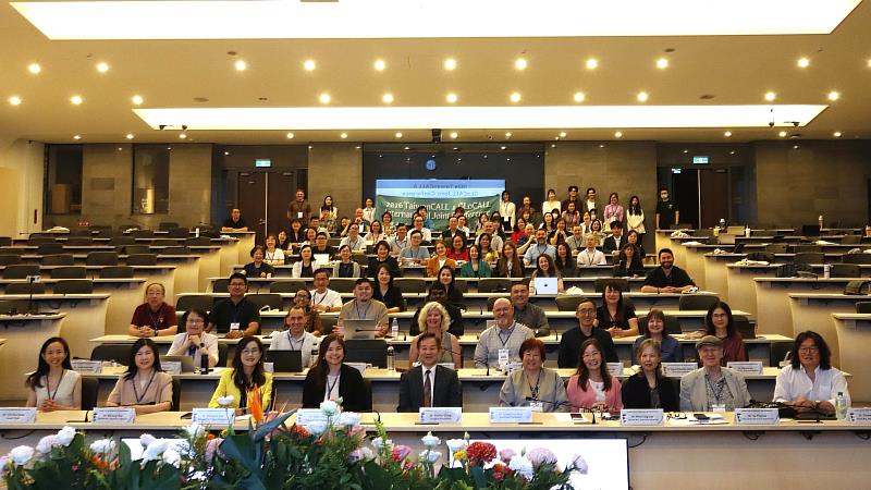 東海大學攜手國內外專門學術組織,打造具備全球規模的電腦輔助語言學習盛會,吸引來自14個國家、150位學者齊聚一堂。
