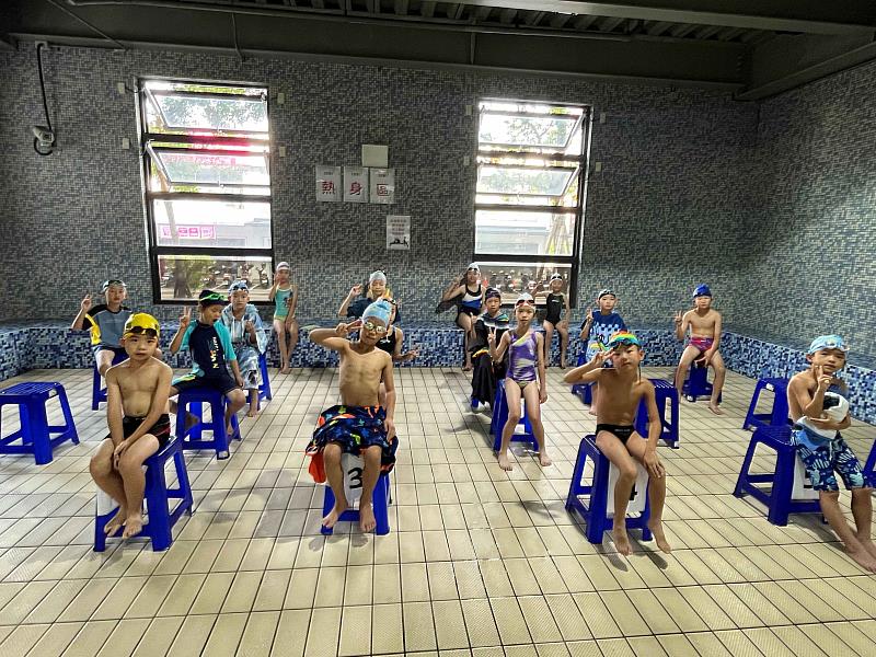 展現水中蛟龍英姿！推動全齡水域運動風氣 115年八運盃分齡游泳競賽圓滿落幕