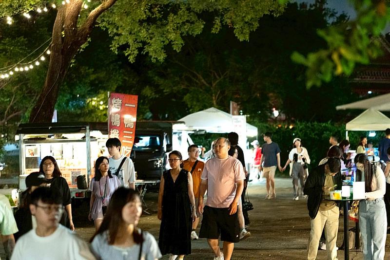 「一村86巷」 以不同的主題，持續為夜間生活注入新鮮感與話題性。
