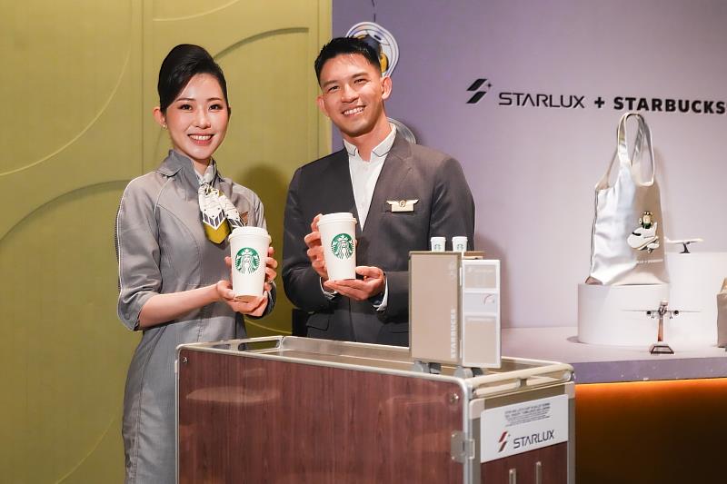 除首波11款商品外,後續將於7月份推出更令人期待的Bearista熊公仔及飛行夢幻逸品,相關上市資訊亦將陸續公布。