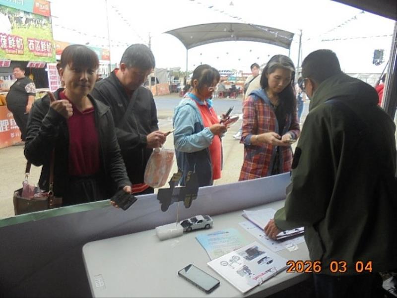 守護嘉園好空氣 環保局深入在地宣導汽車怠速熄火