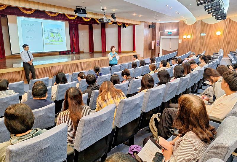 嘉義縣社會局攜手地檢署深化同仁廉能法治觀念
