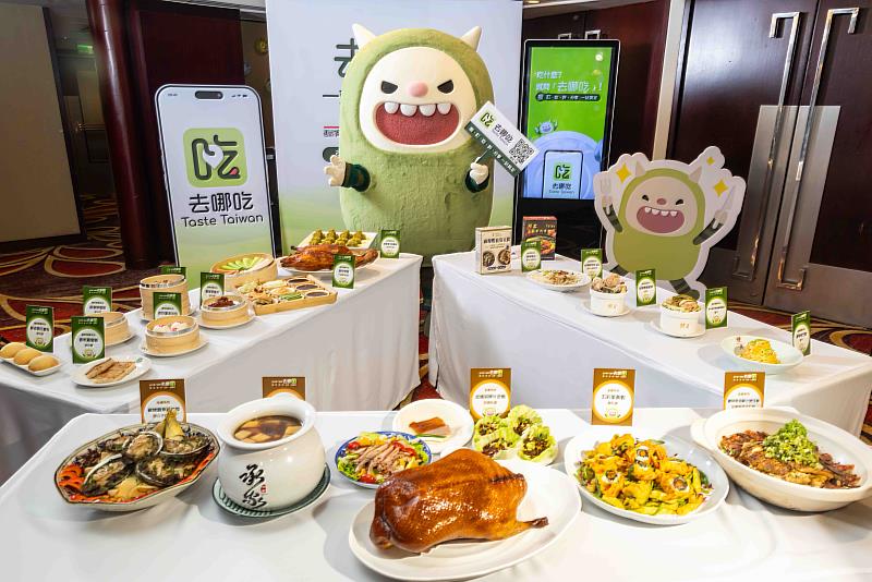 除了與各大知名餐廳、連鎖餐飲業者深度合作，「去哪吃」也宣布推出「人氣私廚訂位」服務，並與權威美食評鑑「500盤」系列合作，導入推薦榜單。首波合作上線的私廚餐廳預計有20家，規劃年底前會有更多私廚餐廳加入平台。