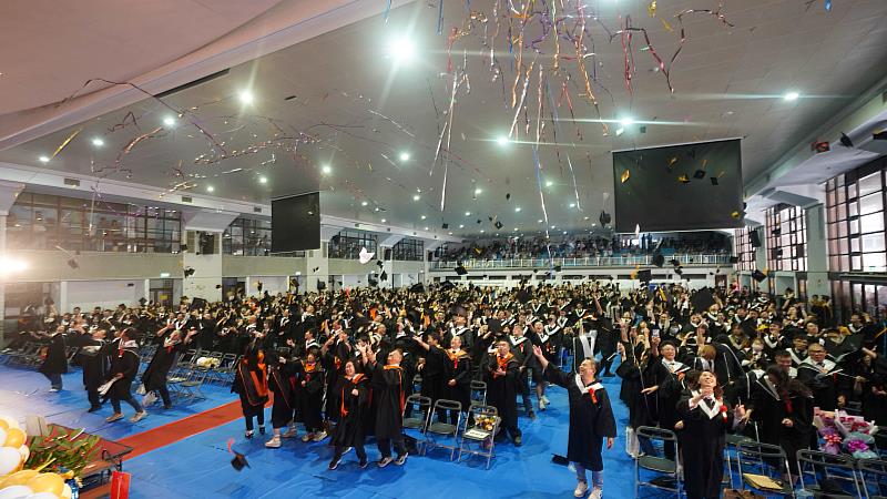 育達科技大學114學年度畢業典禮隆重登場 777位畢業生展翅高飛「育才飛揚 達道輝煌」開啟人生新篇章