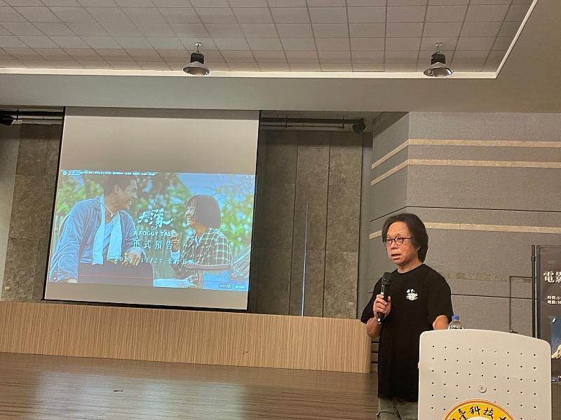 金馬雙金美術指導王誌成先生蒞臨南臺科大開講，向師生深入解析如何透過美術視覺重塑臺灣歷史記憶。