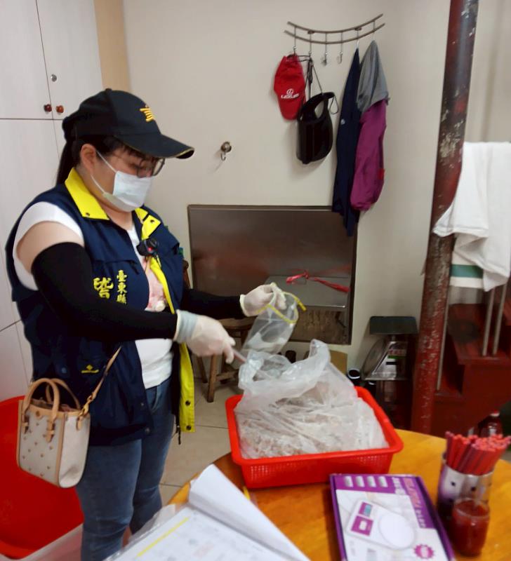 臺東縣衛生局抽驗稽查端午節應景食品與製造現場 結果均符合規定
