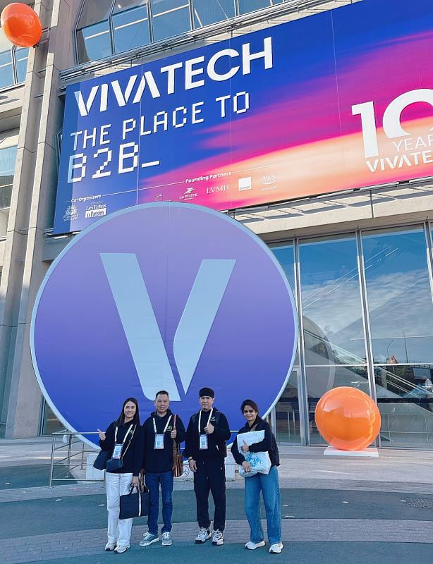 睿田能源獲選，創辦人薛煒立率團參與巴黎VivaTech 2026，展示台灣彩繪立面光電技術，接軌歐洲淨零建築、分散式能源與永續城市市場。（圖／睿田能源提供）