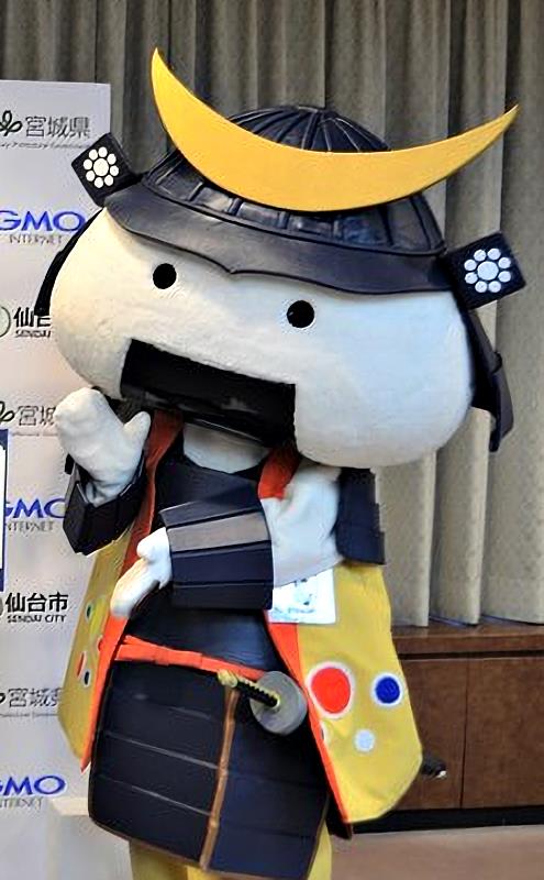 宮城縣超人氣吉祥物「むすび丸(飯糰丸)」將親自來到現場與大家見面!圓滾滾的飯糰臉搭配伊達政宗公的頭盔造型,是仙台・宮城最受歡迎的觀光PR角色。