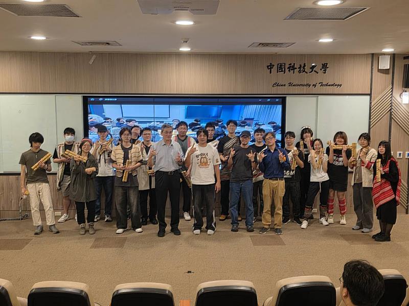 中國科大「原住民族流行音樂學程」成果發表會合影。(照片/校方提供)