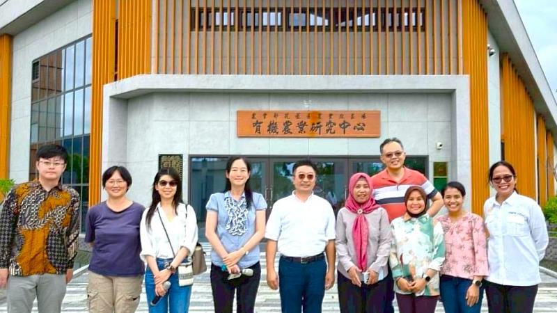 農業部花蓮區農業改良場「有機農業研究中心」接待訪問團。