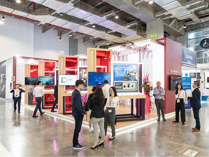 創見資訊整體展場設計簡單明確,展架可回到門市再利用,獲得COMPUTEX 2026永續設計獎潛力新銳組金獎。