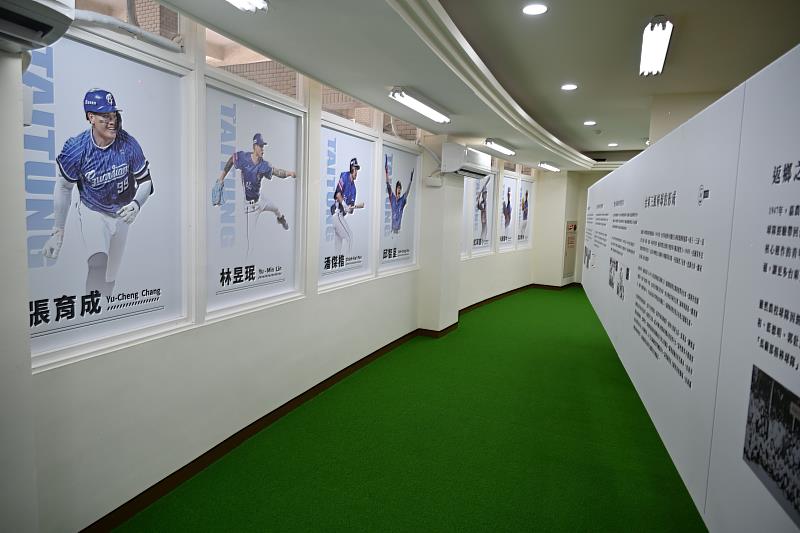 王羽飛通過中職新人測試會！饒慶鈴邀搶先看「紅土之上」