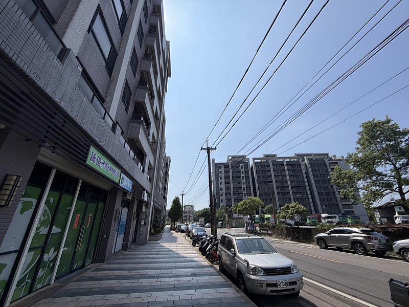 楊梅金溪特區緊鄰埔心商圈,共享生活機能但又兼具住宅區的靜謐,加上交通便利,吸引不少雙北與竹科族,近期更有龍科族前來找屋。