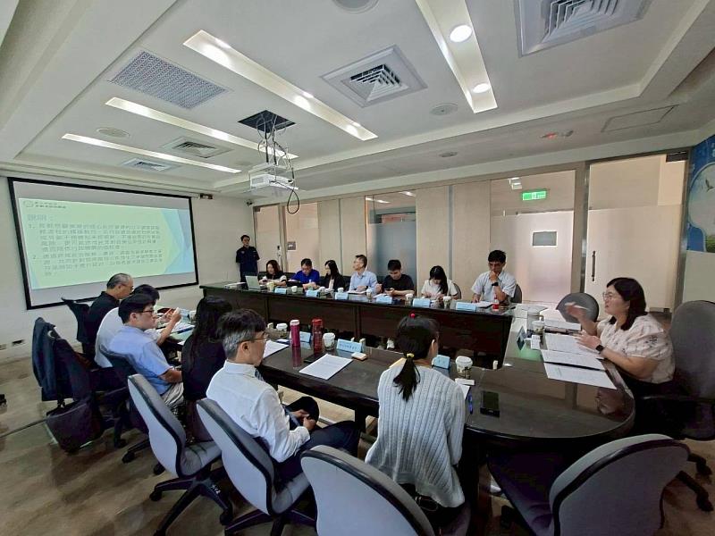 高齡長期照顧處為強化招商透明度,邀集各界代表召開廉政平臺聯繫會議精進風險控管。