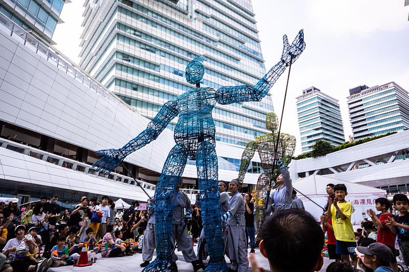 無獨有偶工作室劇團將於6月27日在新北市美術館戶外園區演出《山與海》。（攝影－張瑞宗）