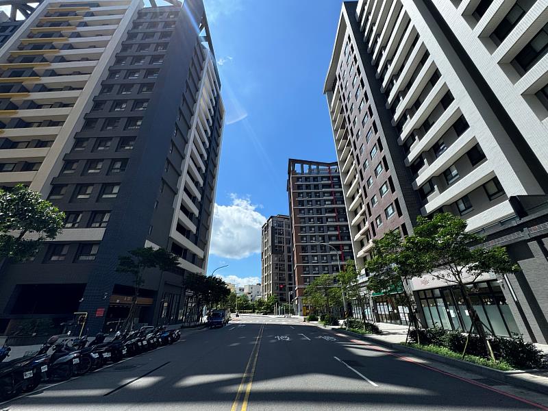 信義房屋東新店專員沈委陞表示，台肥段「離園區不遠、進市區也快」。