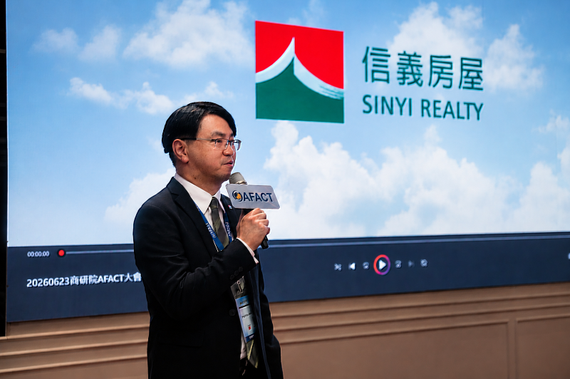 信義房屋獲邀參與AFACT大會，副總經理信泓浚向各國代表分享信義的永續作為與成果。