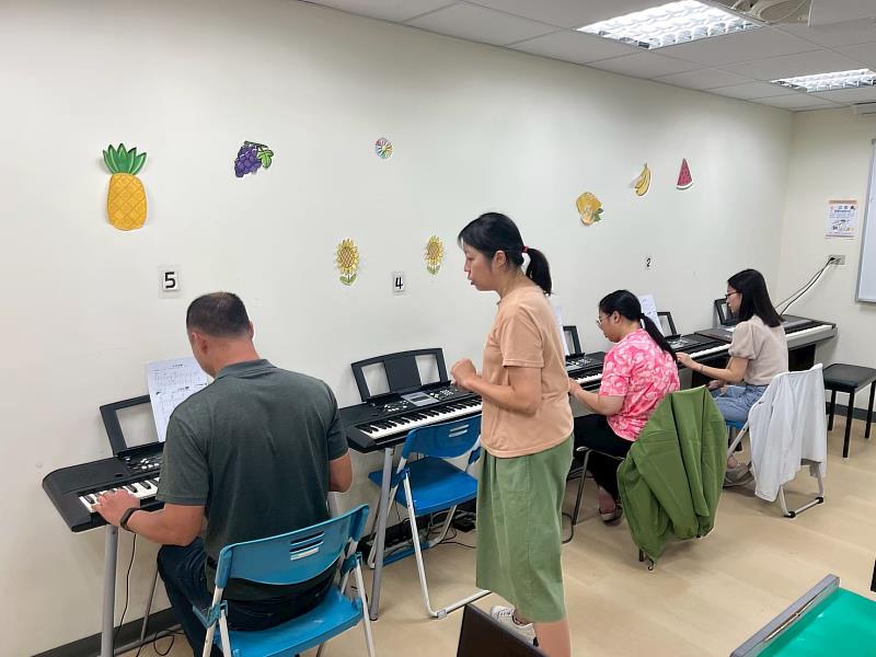 救國團終身學習中心7、8月新班開始招生，暑假熱門學習課程7月5日起陸續開課。