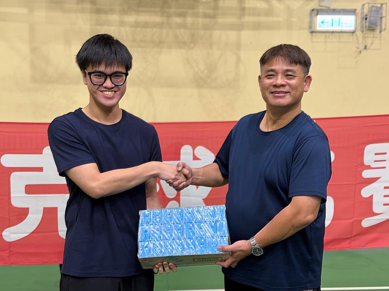 男子組第1名蘇瑞發同學，以3場連勝的姿態，輕鬆奪得冠軍。