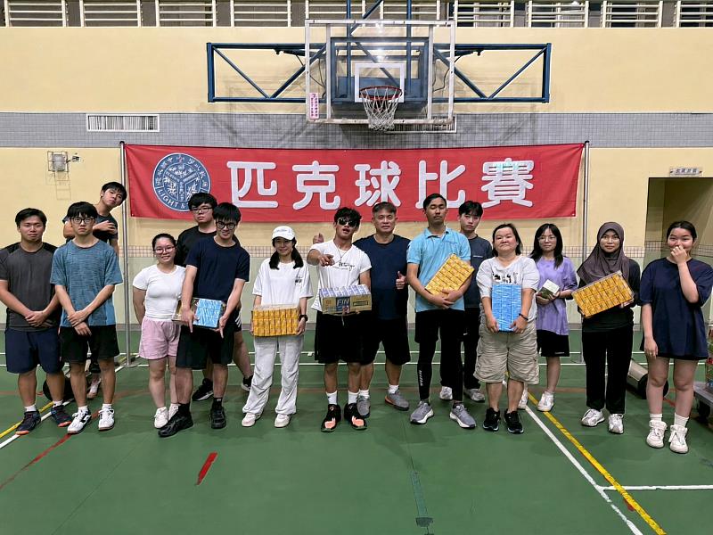 聖約翰科技大學舉辦「聖約翰盃匹克球錦標賽」，吸引許多對匹克球有興趣的同學報名參加。