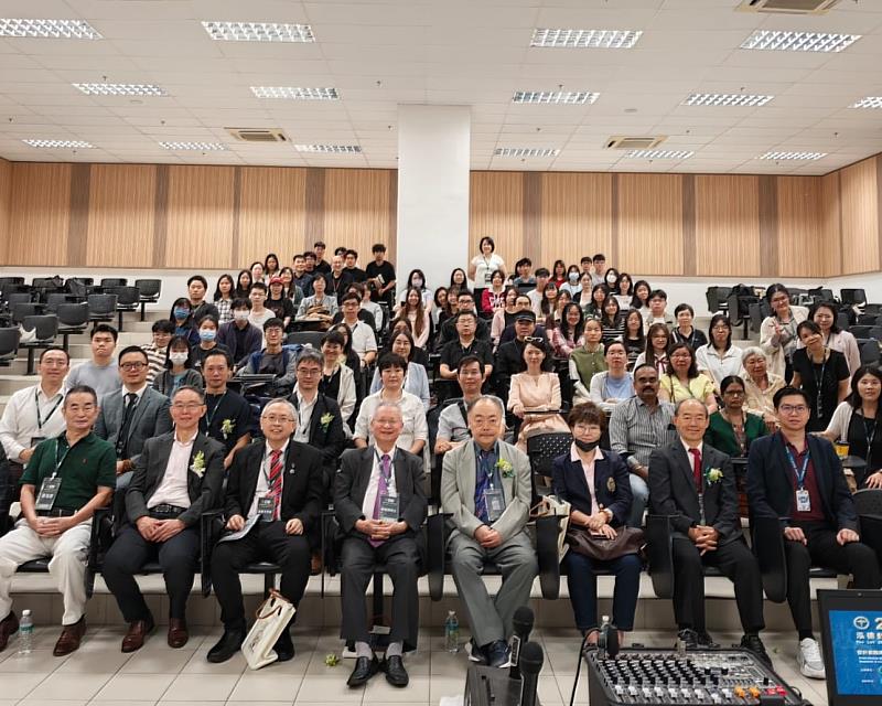 「針灸國際學術論壇」貴賓合影。